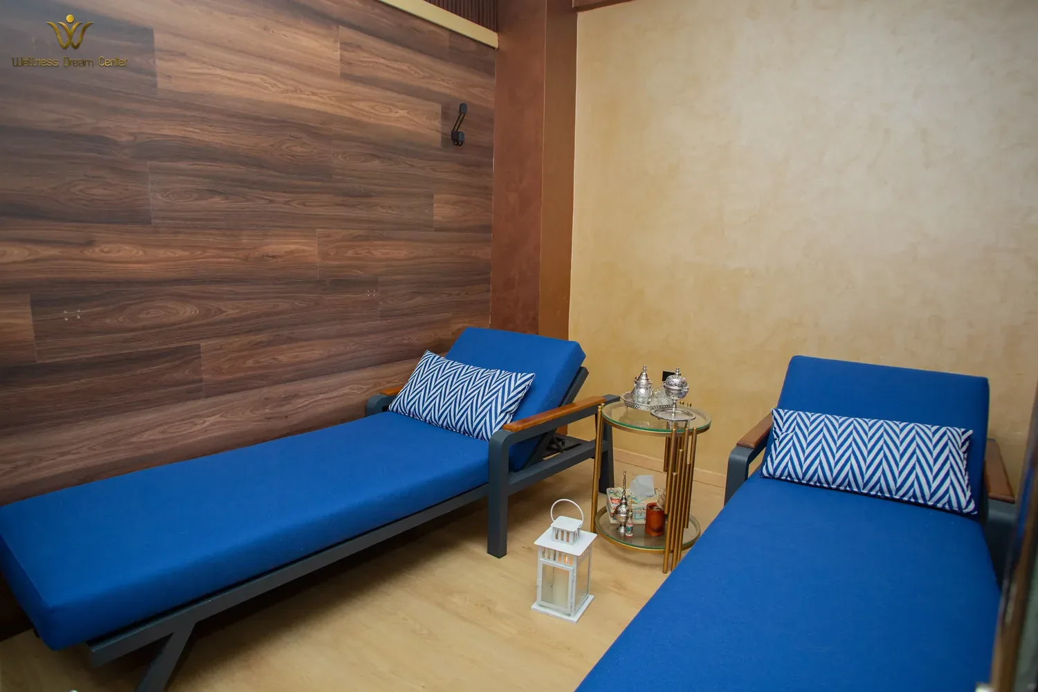 Espace detente aux transats bleus